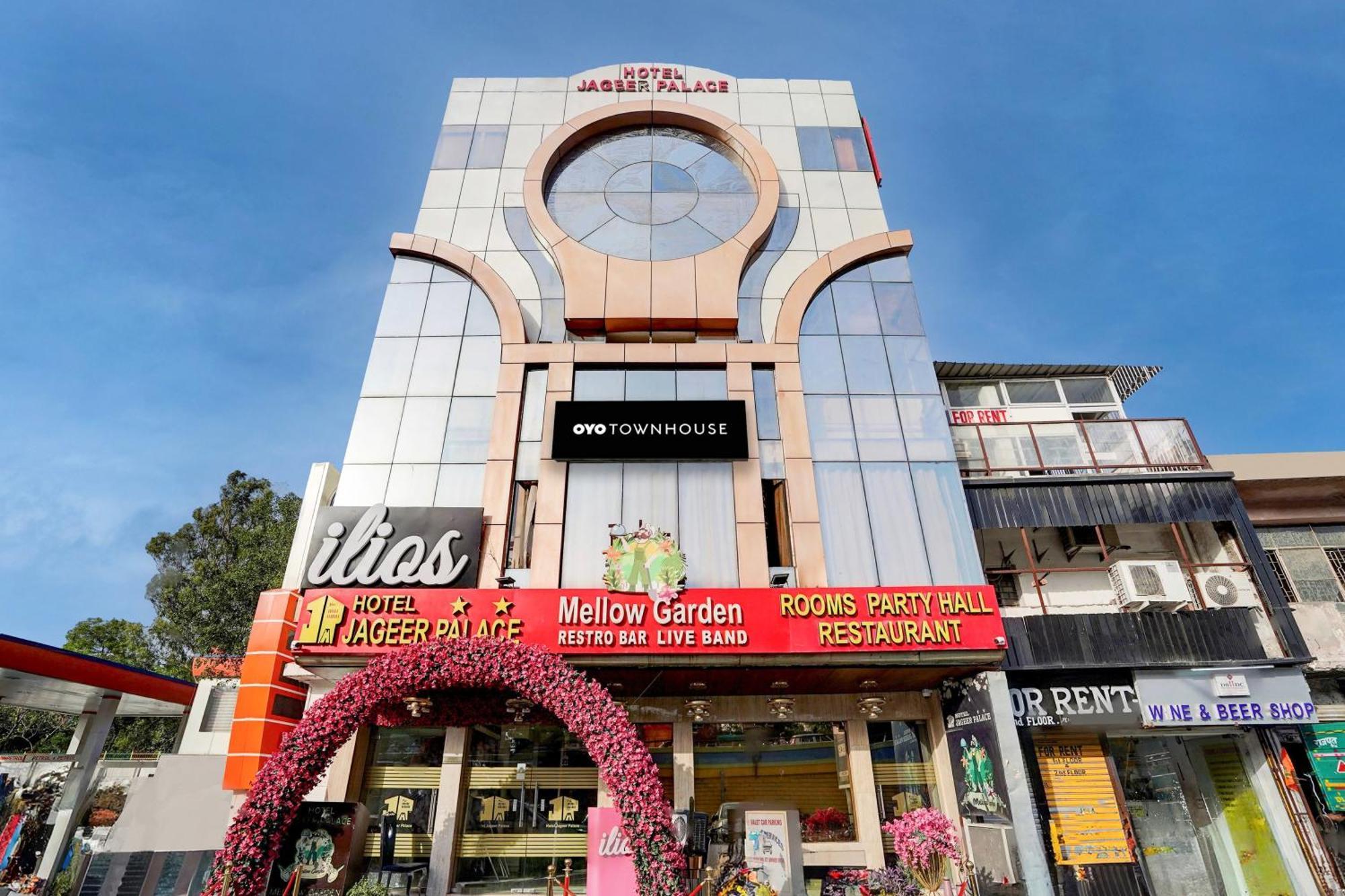 Super Townhouse Jageer Palace Near Mayapuri Chowk New Delhi Buitenkant foto
